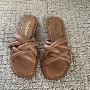 Women's Tan Sandals